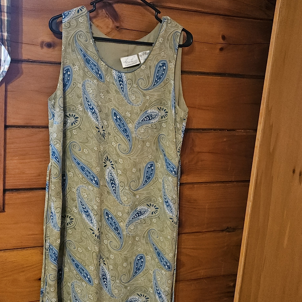 Kathie Lee Collection Blue and Beige Paisley Midi Dress